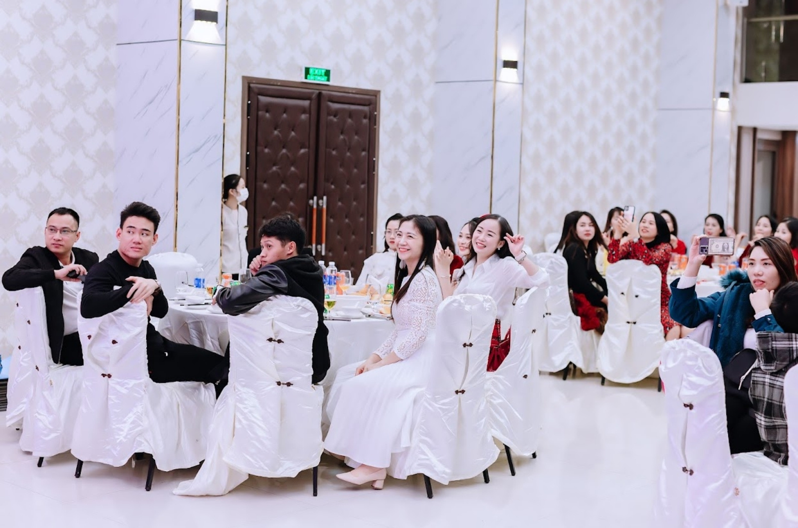 Khách sạn Phương Bắc Luxury Quảng Bình: Nâng tầm trải nghiệm nghỉ dưỡng 4 sao tại Đồng Hới 9 Nhiều tiện ích, dịch vụ cho khách hàng