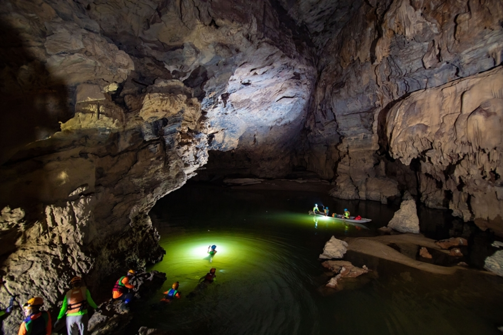Du khách nên trekking Tú Làn vào mùa mưa