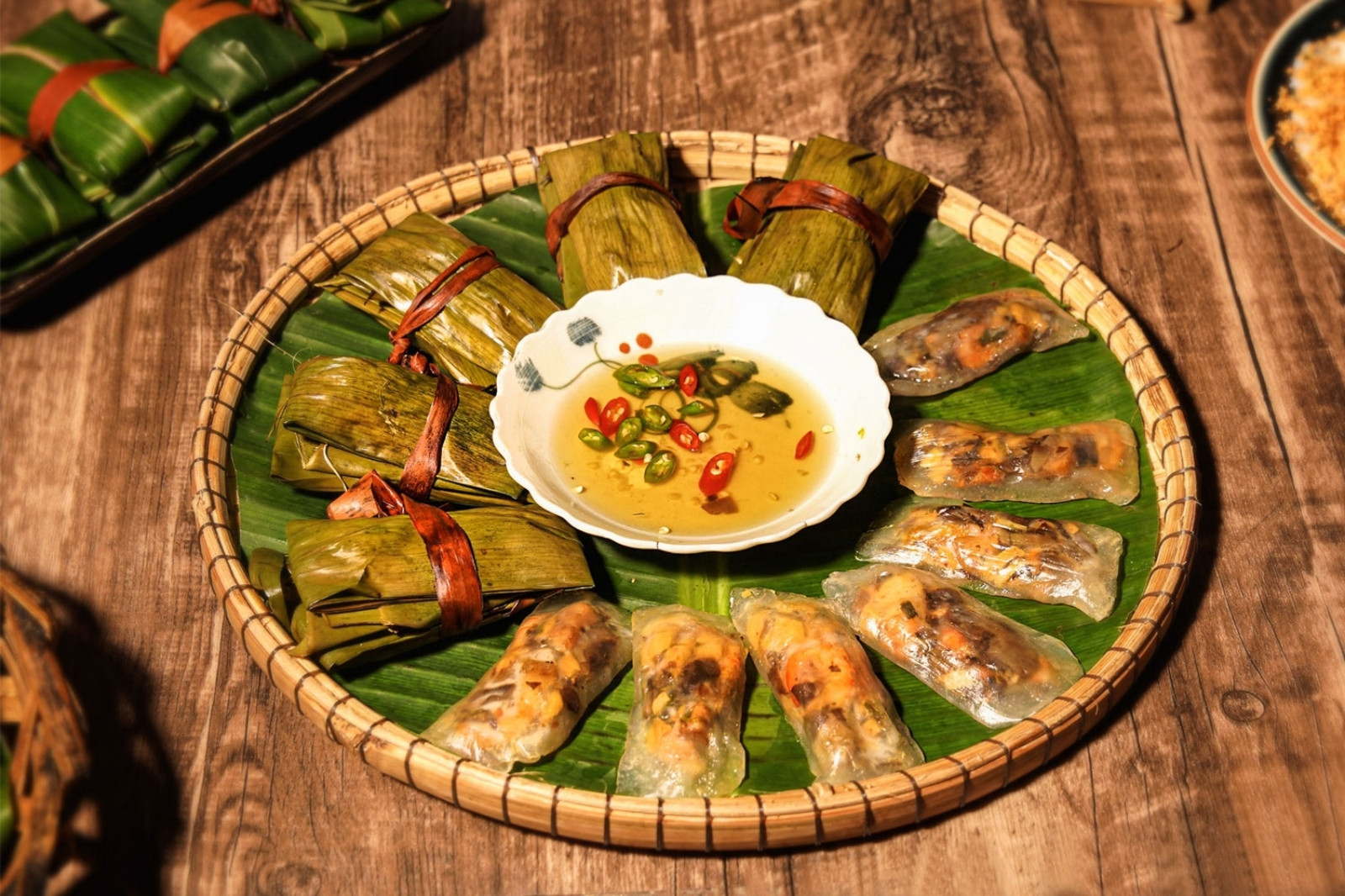 Du khách đến Đồng Hới Quảng Bình không nên bỏ lỡ món bánh bột lọc đặc trưng
