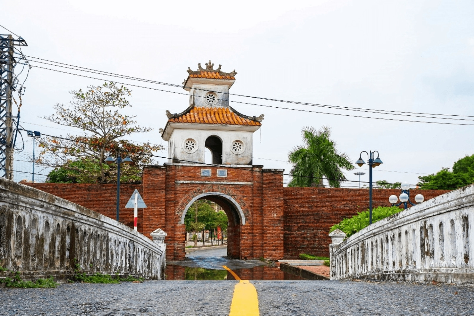 Dấu ấn của những trang sử hào hùng, chói lọi