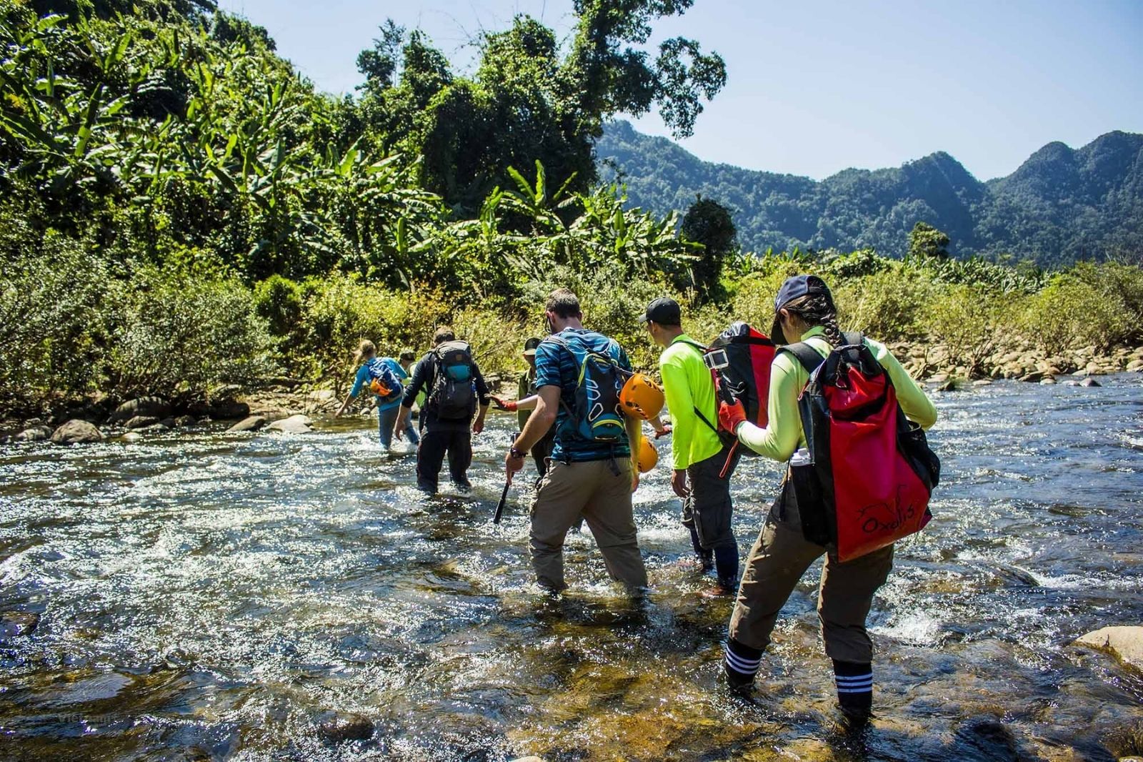 Hanh-trinh-trekking-hang-en
