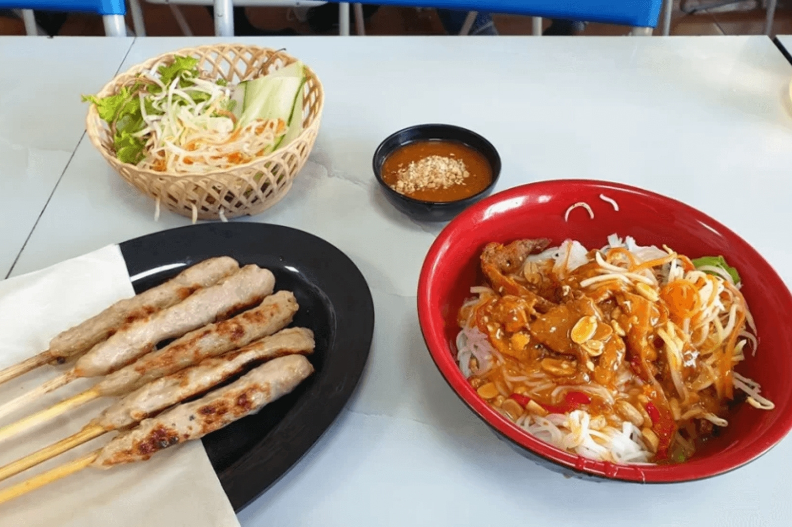 Bun-thit-nuong-quang-binh