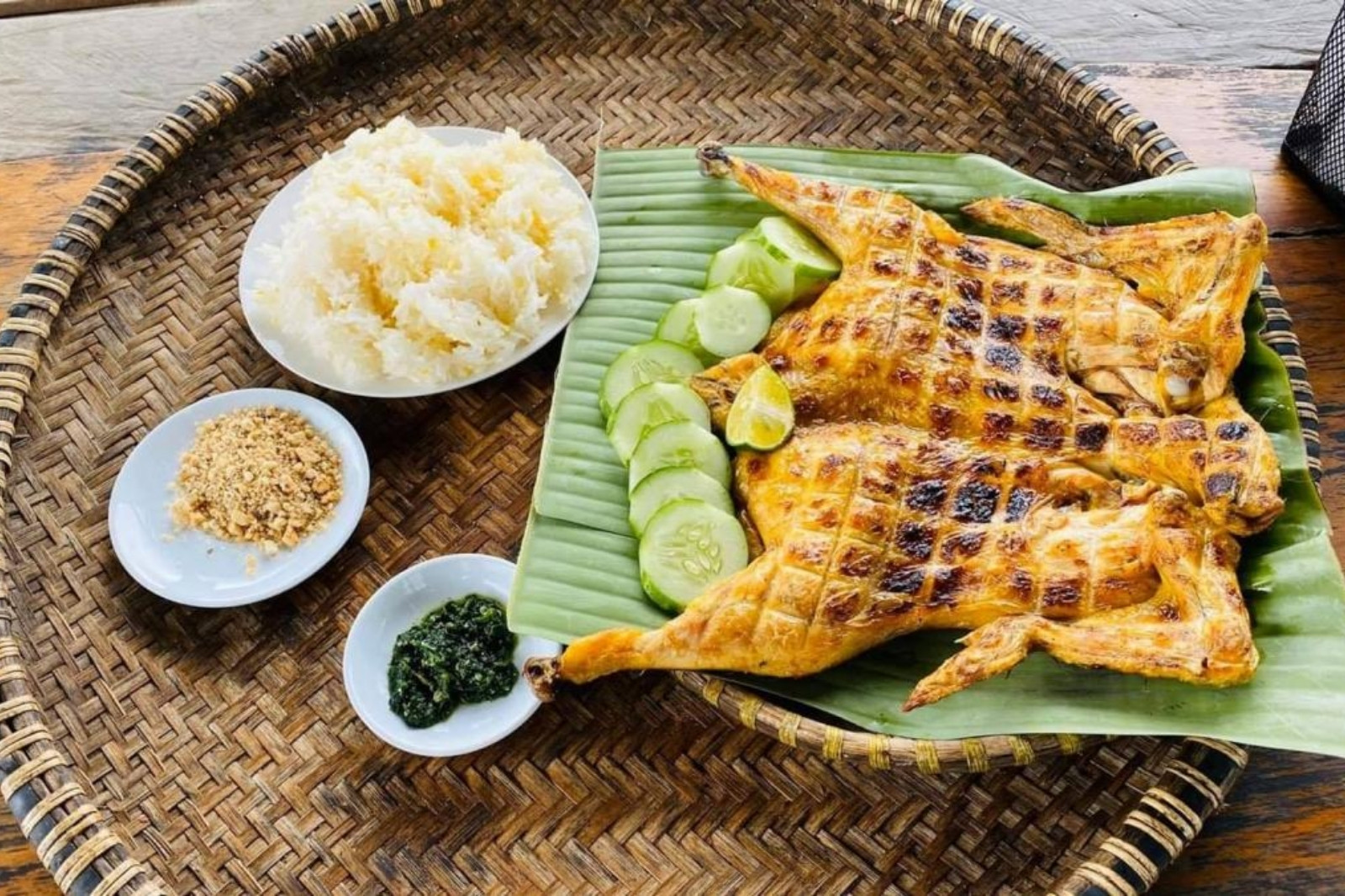 Huong-vi-dac-sac-cua-ga-tha-vuon