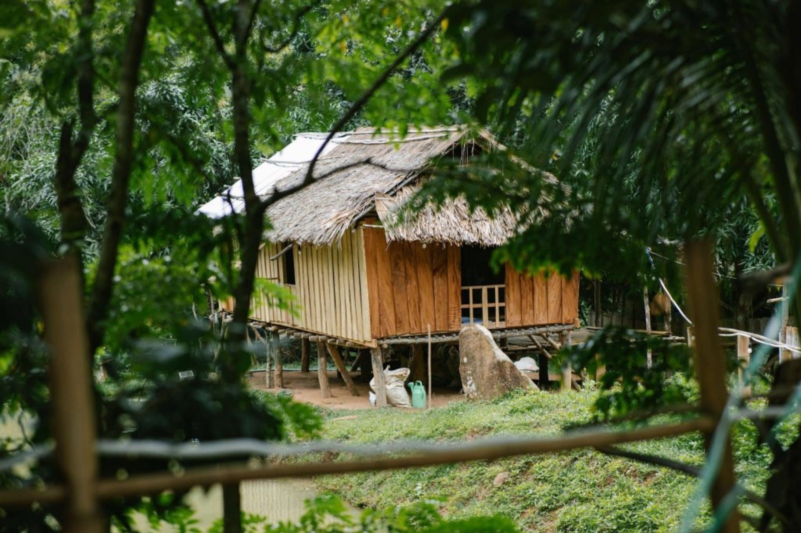 Ve-dep-binh-yen-cua-lang-du-lich-sinh-thai-chenh-venh-khien-bao-nguoi-thon-thuc