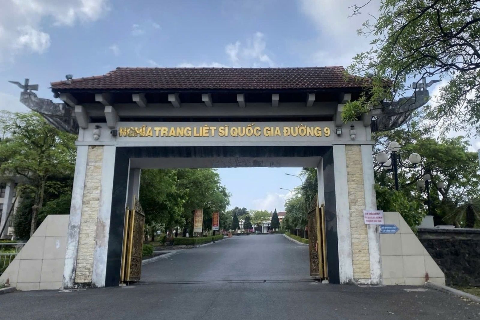 Nghĩa trang Quốc gia Đường 9 Quảng Trị: Biểu tượng của lòng tri ân và tự hào dân tộc 5 Nghĩa trang Liệt sĩ Quốc gia Đường 9 Quảng Trị